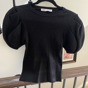 New without tags Zara puff sleeve turtleneck sweater.